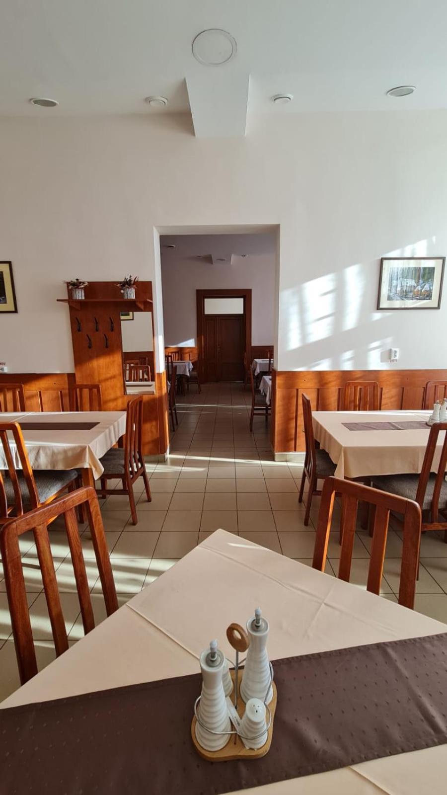 Pensiunea Korona And Restaurant Csíkszereda Kültér fotó