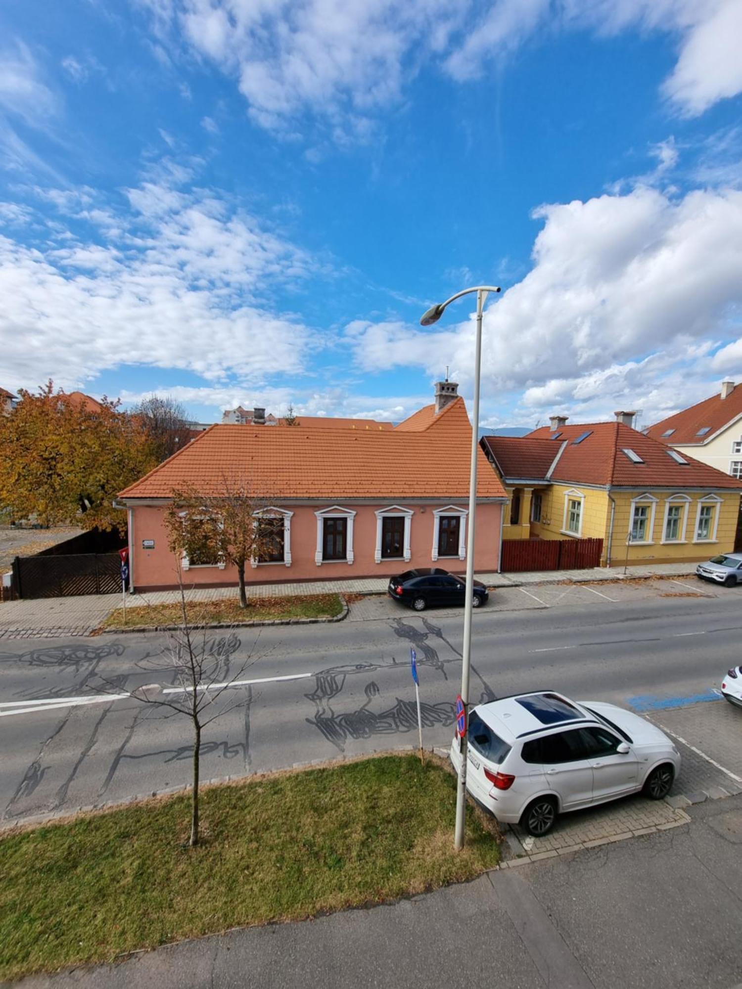 Pensiunea Korona And Restaurant Csíkszereda Kültér fotó